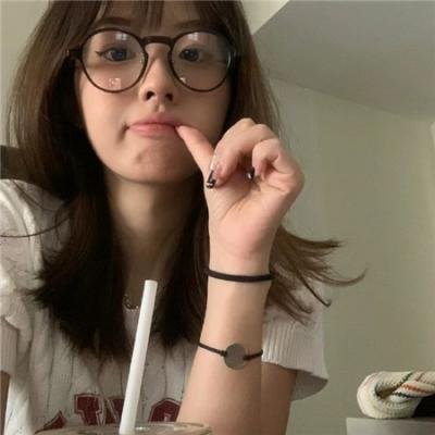 我十岁，离过婚 海报